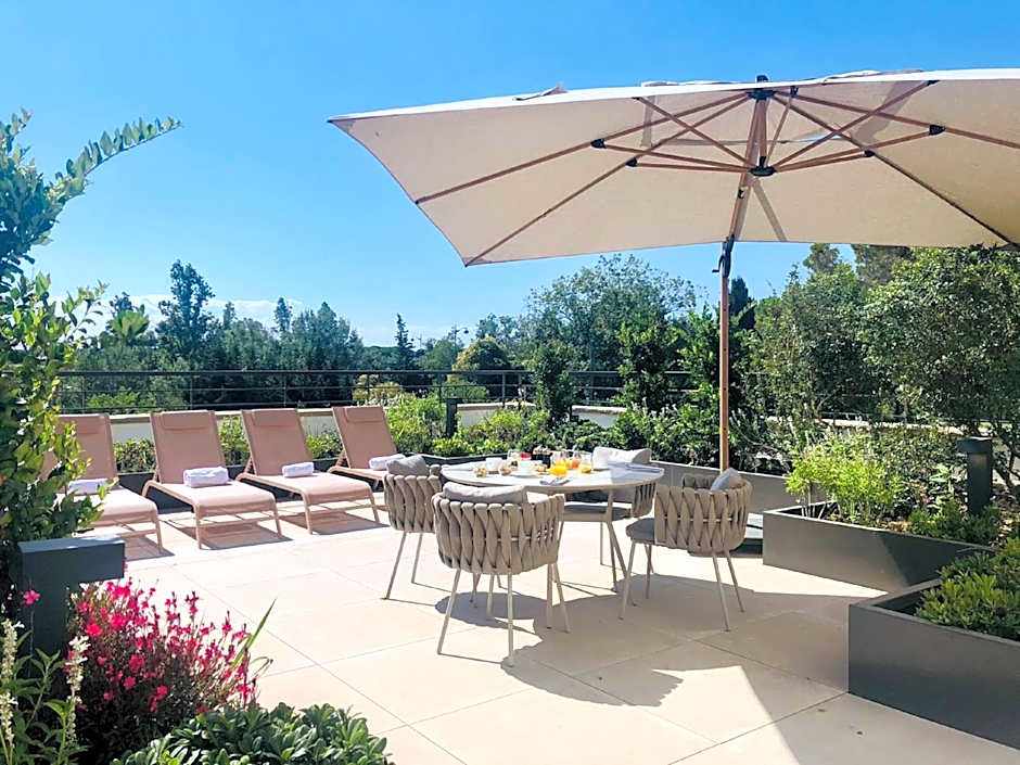 Ilot du Golf, BW Premier Collection