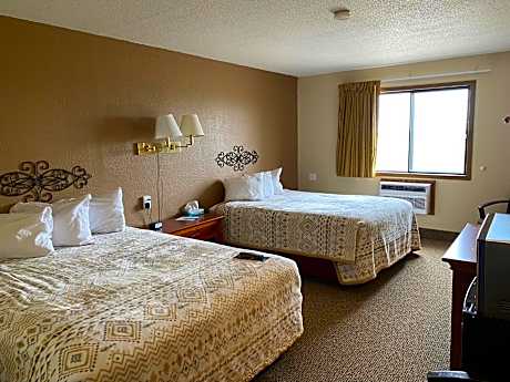 Deluxe Queen Room with Two Queen Beds