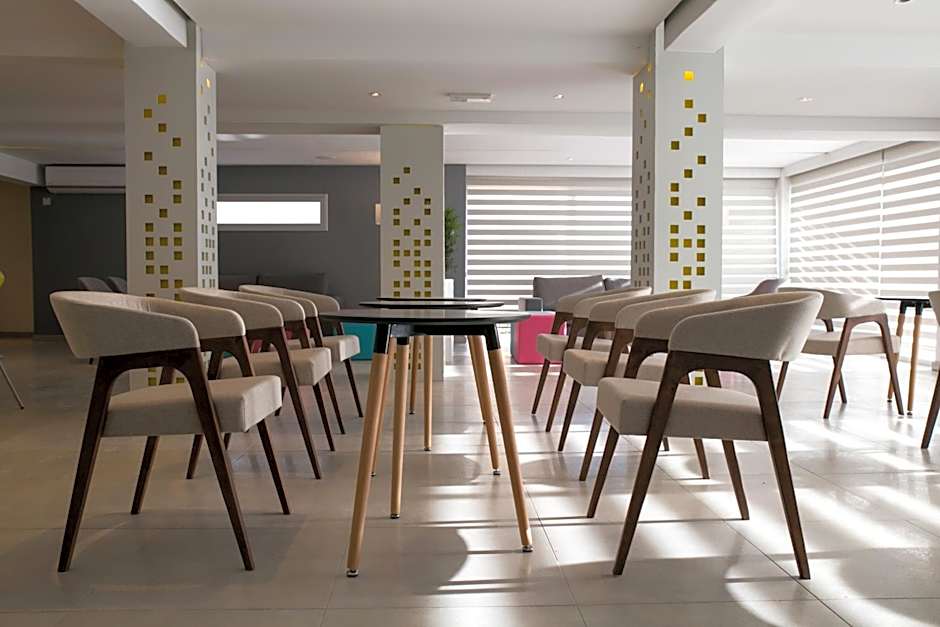 Flora Maria Hotel