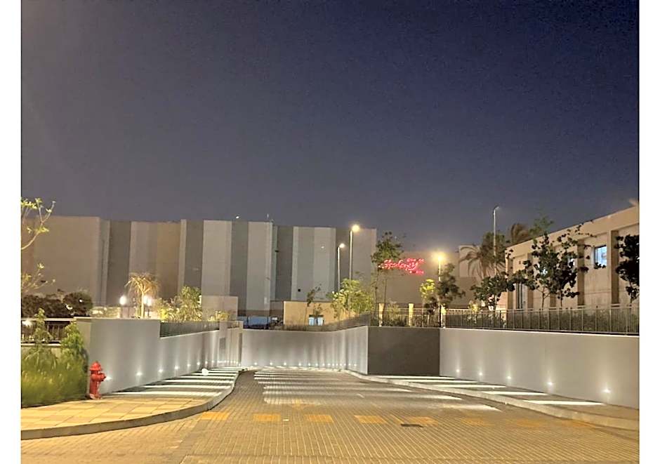 Furnished Apartment in Mall Of Arabia Towers , AEON Compound