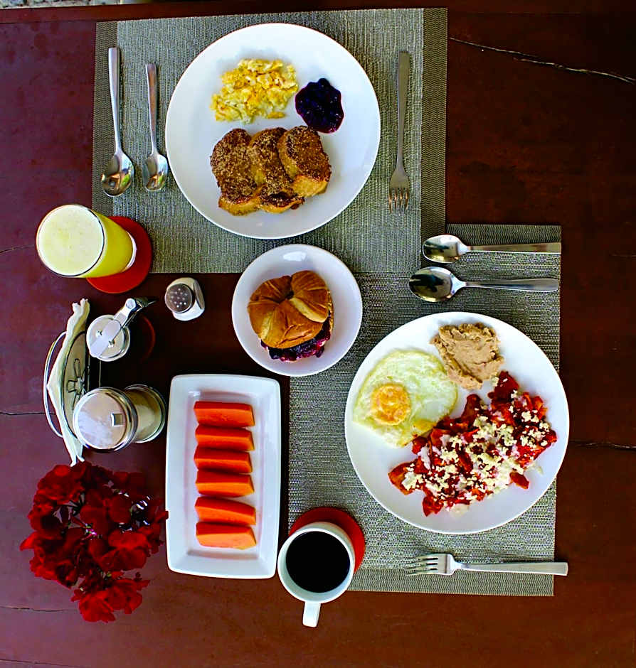 Hotel Lindo Ajijic Bed & Breakfast