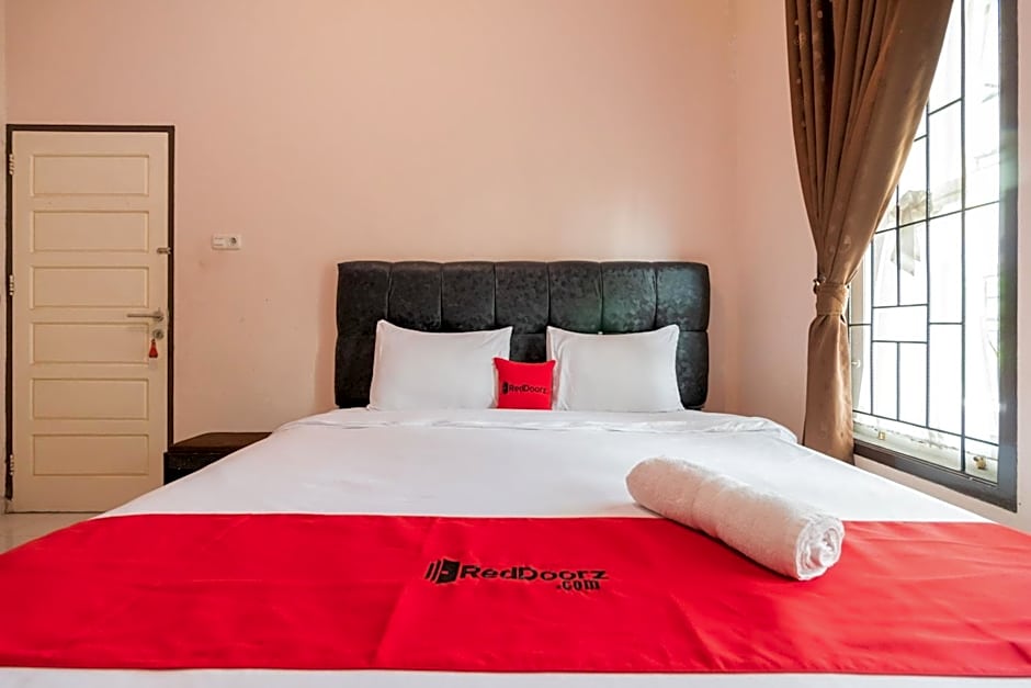 RedDoorz Syariah at D'Ostha Residence