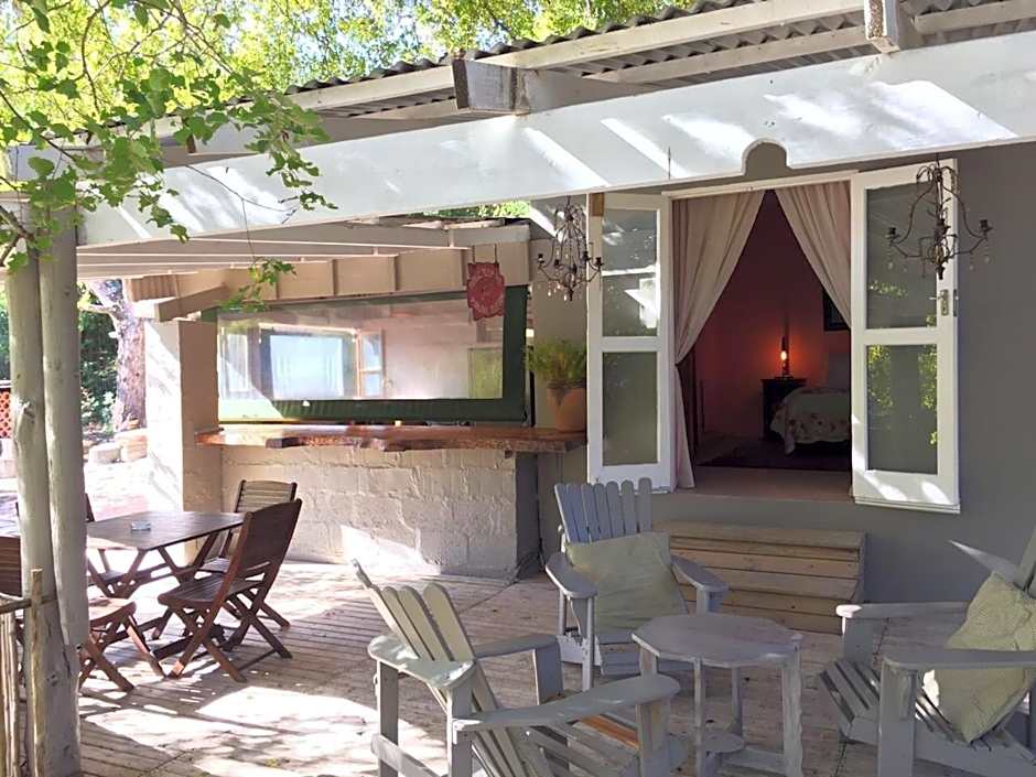 The Riverdeck Accommodation and Backpackers