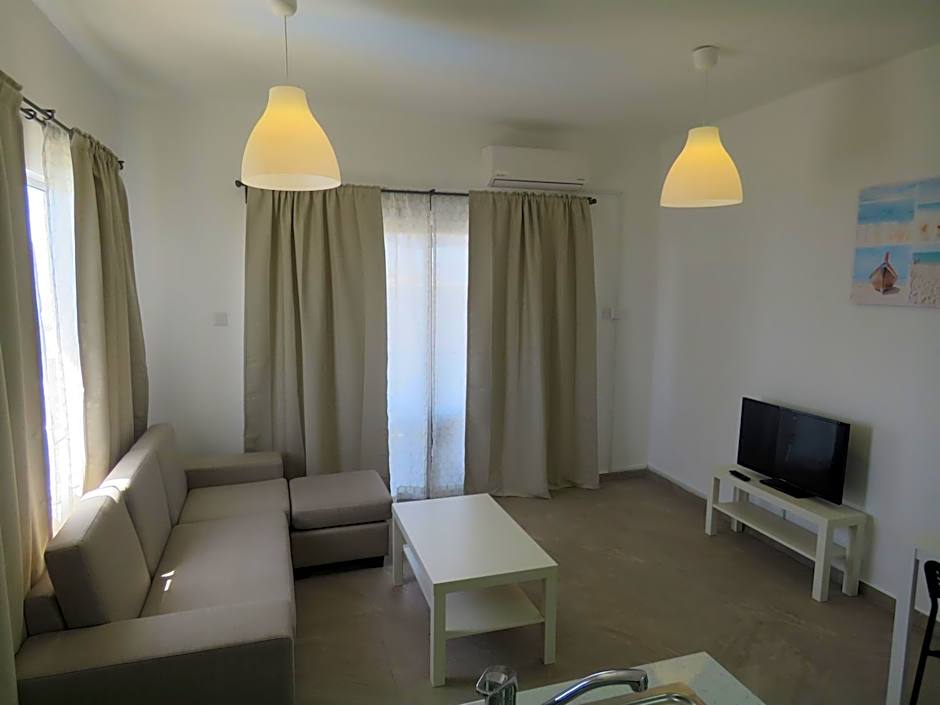 Polyxeni Hotel Apartments