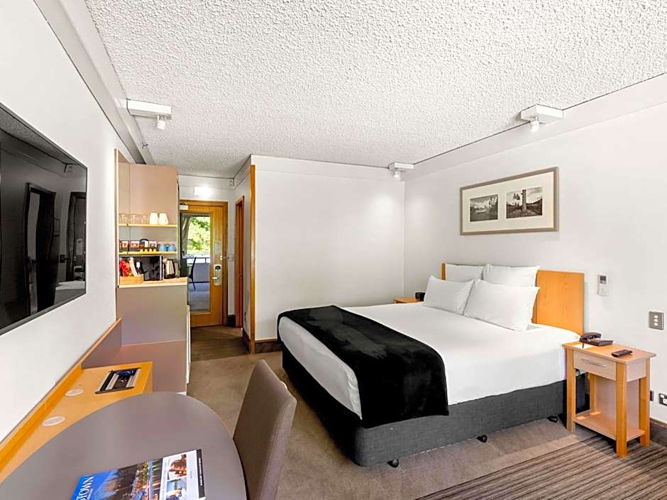 Novotel Queenstown Lakeside