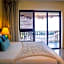 Grand Marina Hotel