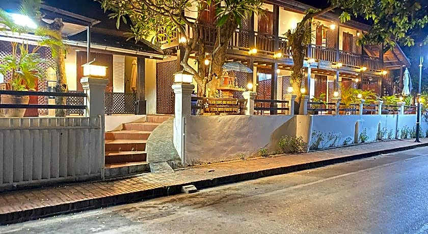 Luang Prabang Golden Lotus Villa River View