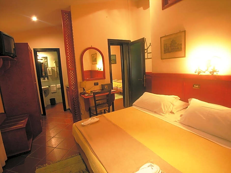 Toledo Hotel