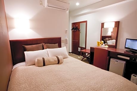 Double Room - Non-Smoking 