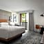 Sheraton Grand Rapids Airport Hotel