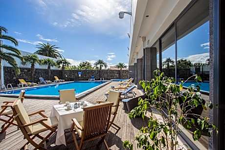Antillia Hotel