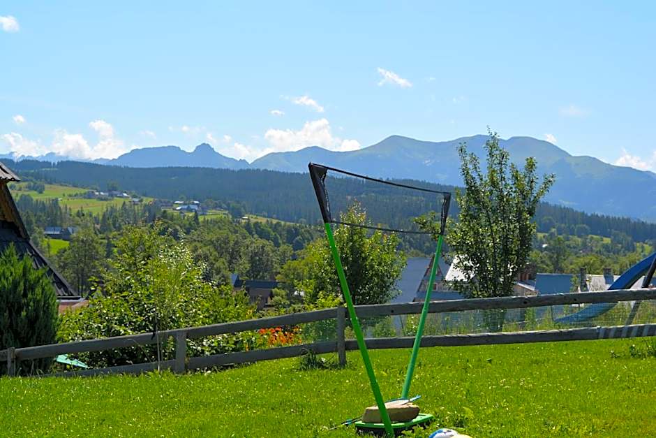 Osada Witów - dom „Dziewięćsił”