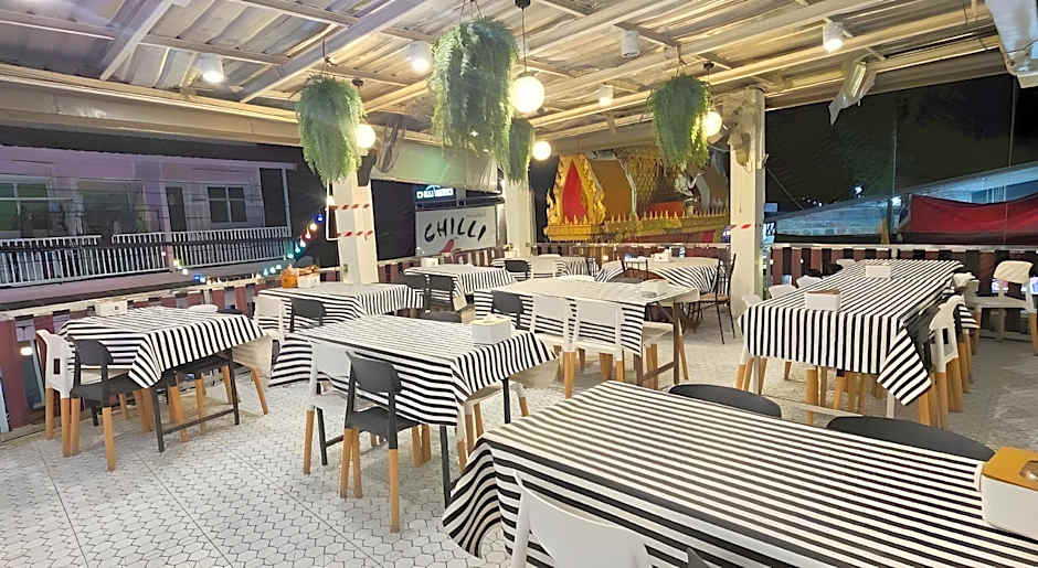Chilli Hotel & Restaurant