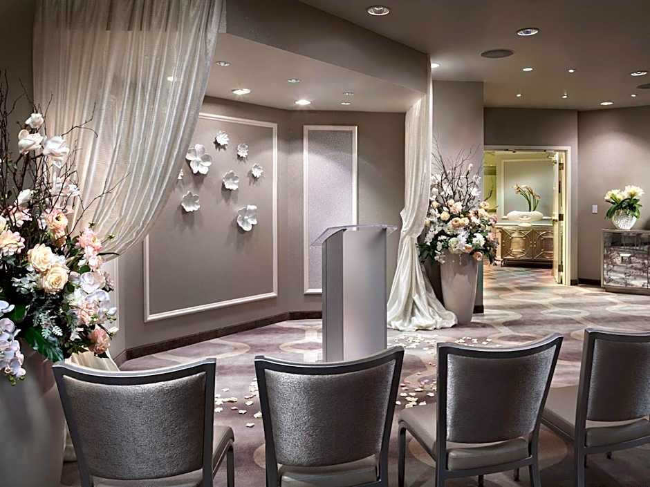 The STRAT Hotel, Casino & Tower