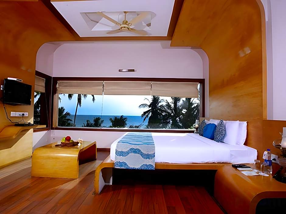 Gokulam Grand Turtle on the Beach Resort and Spa