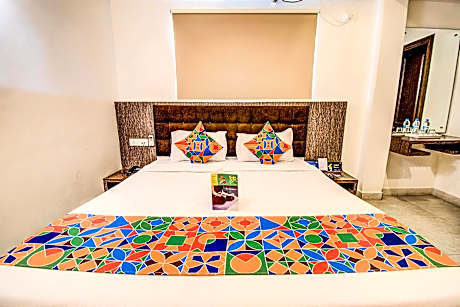 [Sanitized]Deluxe Room