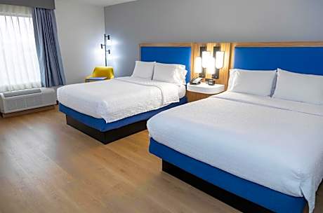 2 Queen Beds Nonsmoking