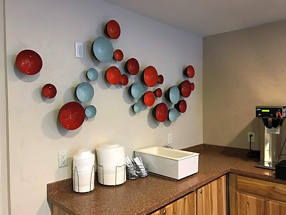 Ramada by Wyndham Draper