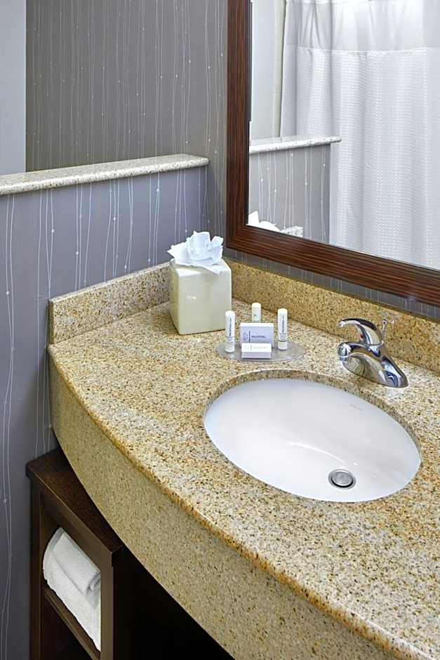 Courtyard by Marriott San Antonio Six Flags at The RIM