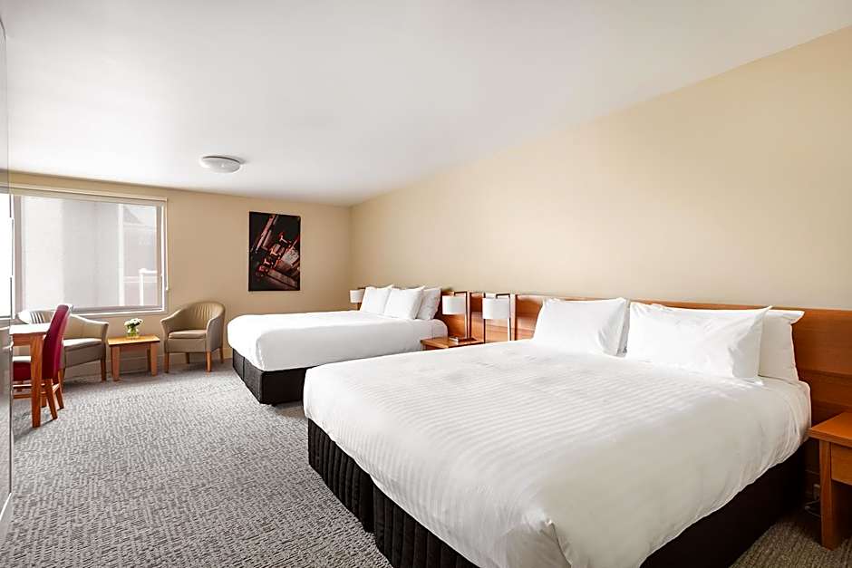 The Old Woolstore Apartment Hotel