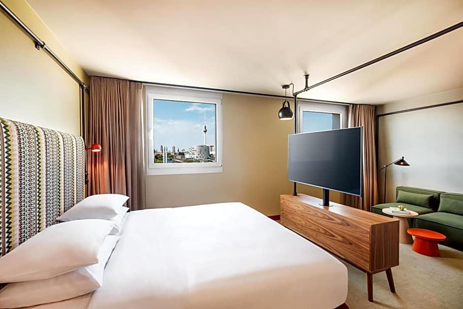 Me And All Hotel Berlin East Side