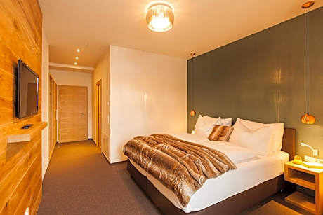 Two Bedroom Suite - Ground Floor