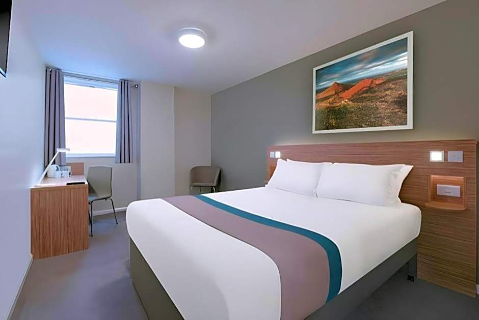 Travelodge Kingston upon Thames Central