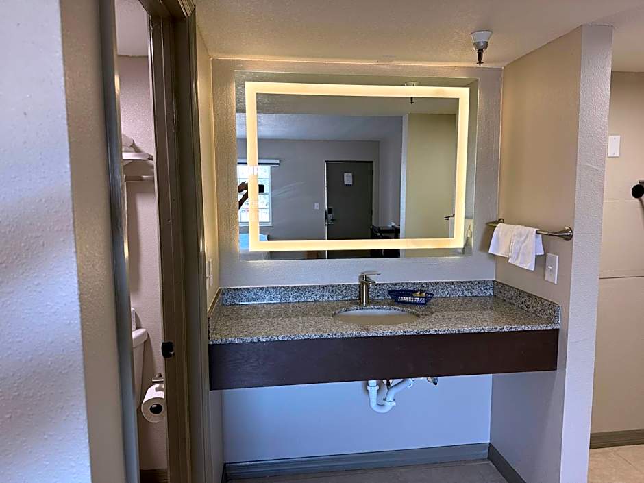 Travelodge by Wyndham Venice