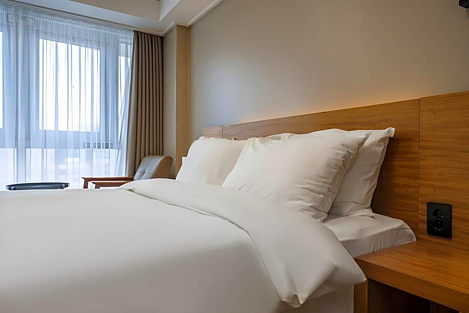 Chungchoho Best Hotel