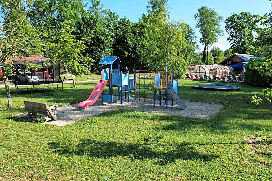 Le Village de la Champagne - Slowmoov