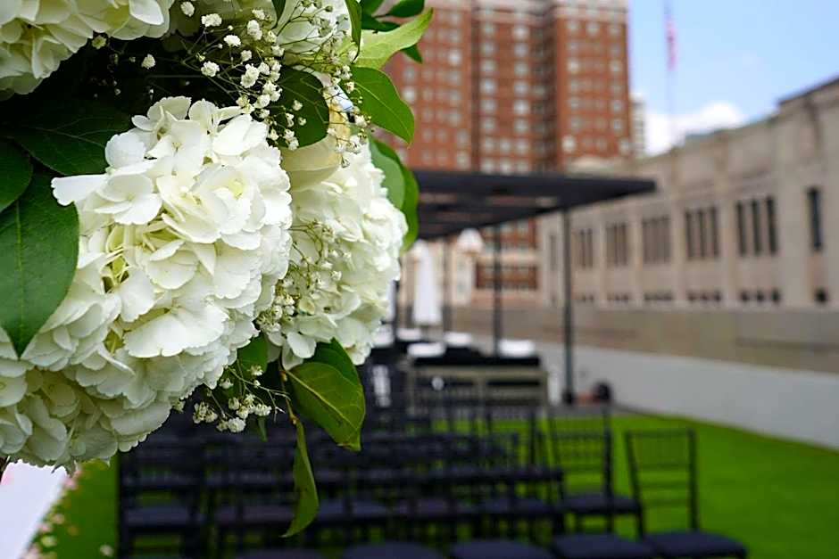 Cambria Hotel Detroit Downtown