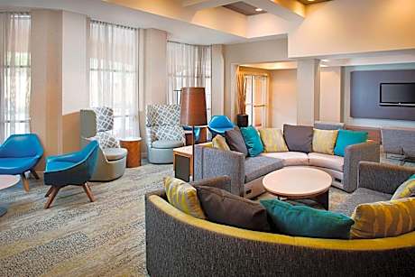 Courtyard by Marriott West Palm Beach Airport