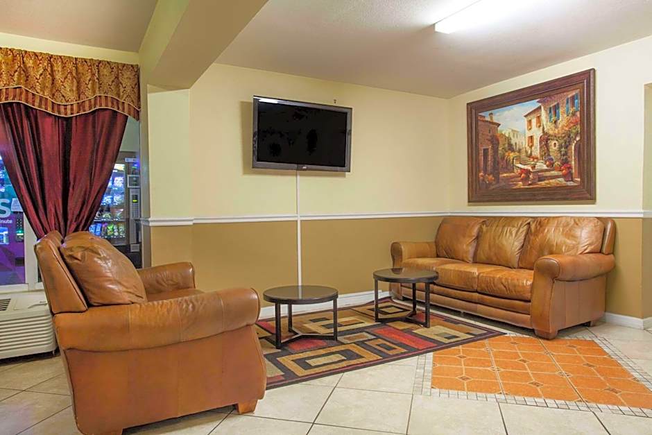 Days Inn by Wyndham Daytona Beach Speedway