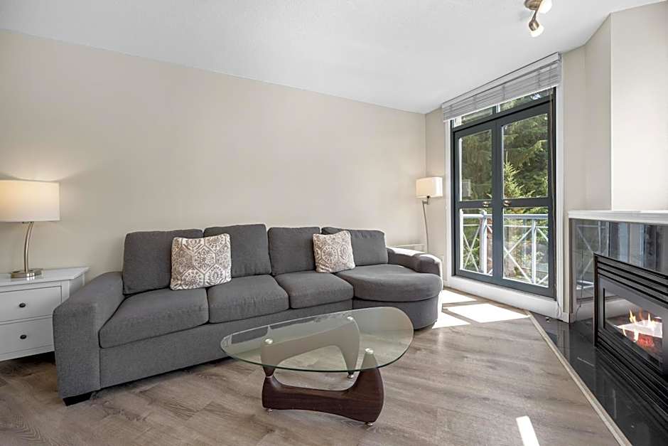 Alpenglow Lodge Two Bedroom Apartment by MVA