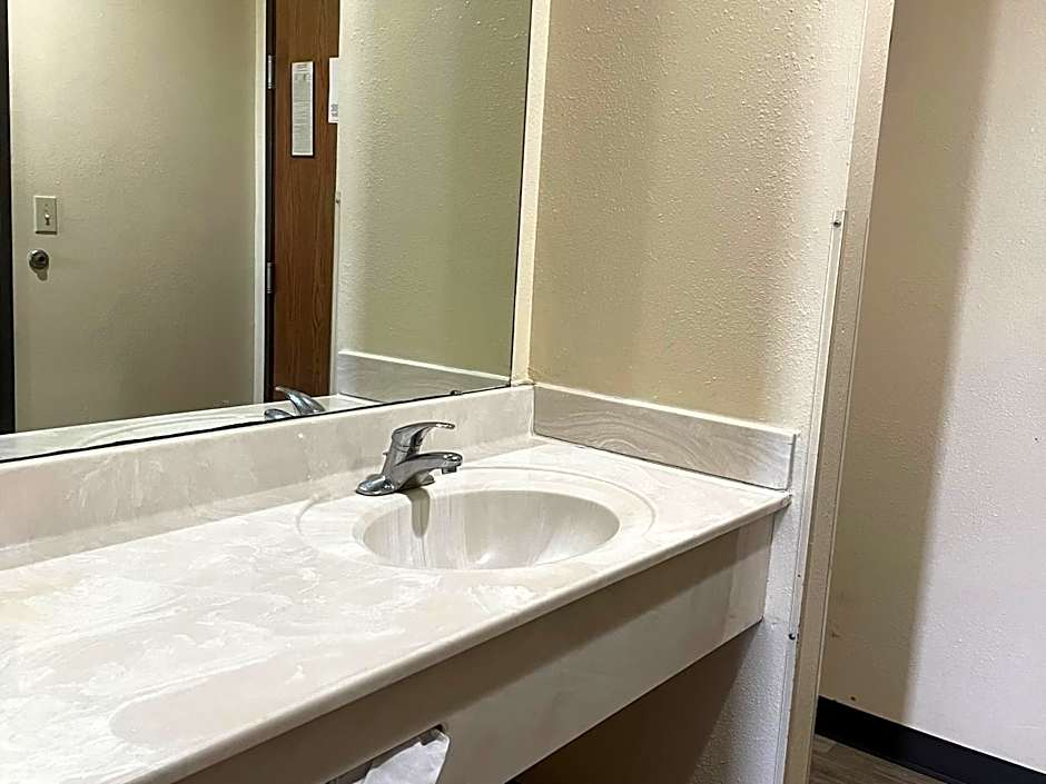 Photo 1 of 4 of Deluxe 2 Queen Beds Suite