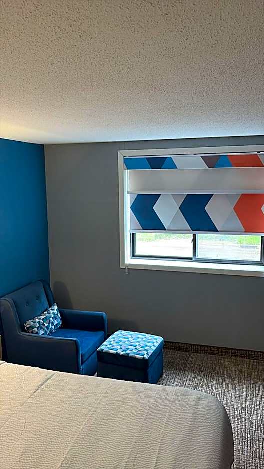 Super 8 by Wyndham Mankato