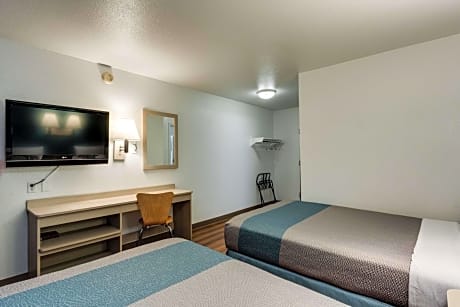 Quadruple Room - Smoking