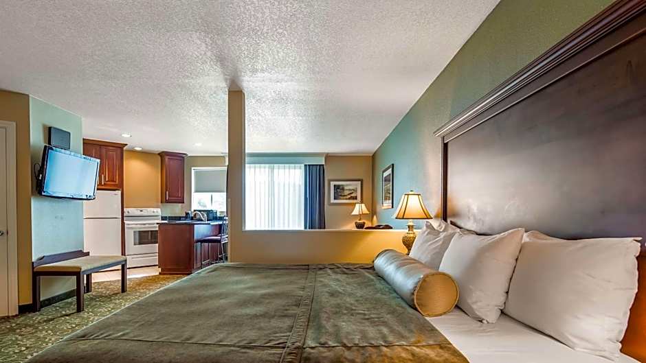 Best Western Salbasgeon Inn & Suites Of Reedsport