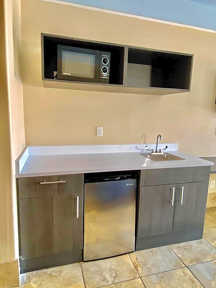 Texas Inn & Suites McAllen at La Plaza Mall and Airport