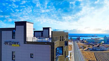 Gangneung Cardier Pension