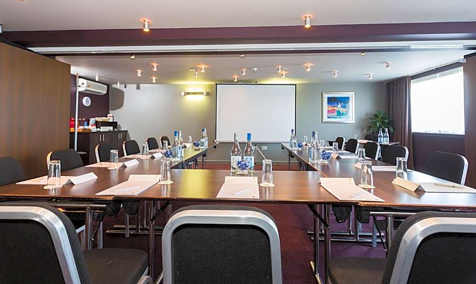 Holiday Inn Aberdeen West By IHG