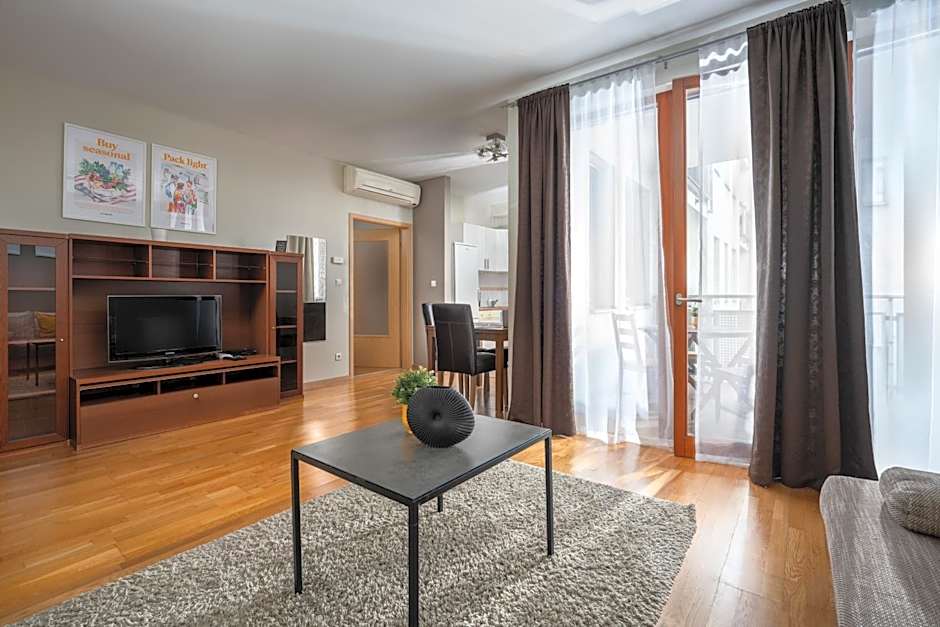 Central Passage Apartments by Vagabond Downtown