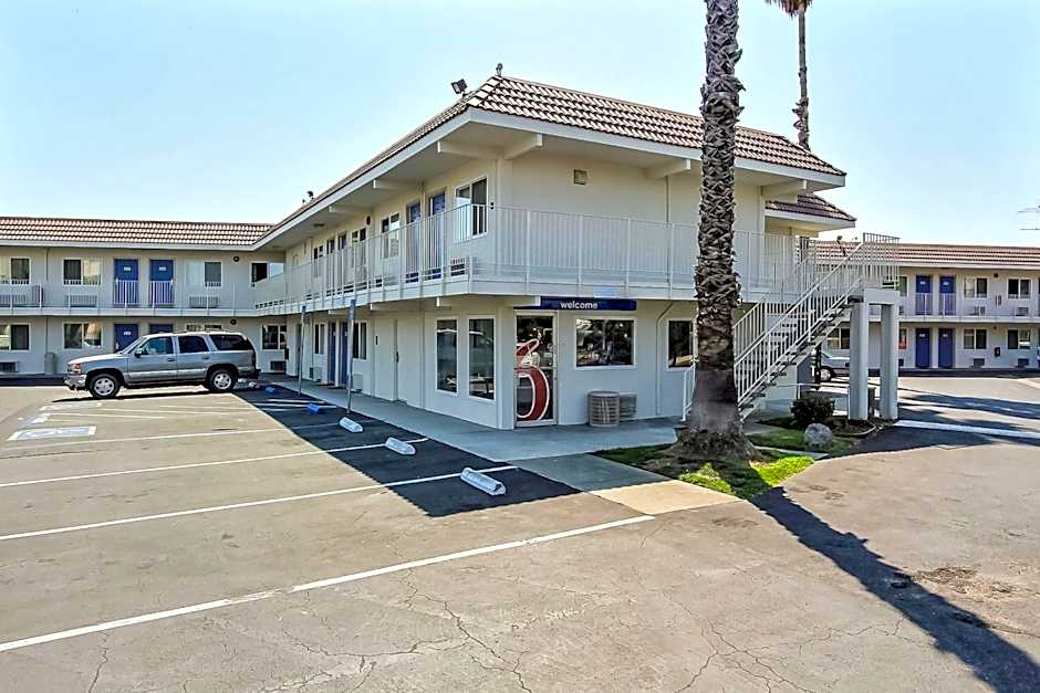 Motel 6-Campbell, CA - San Jose