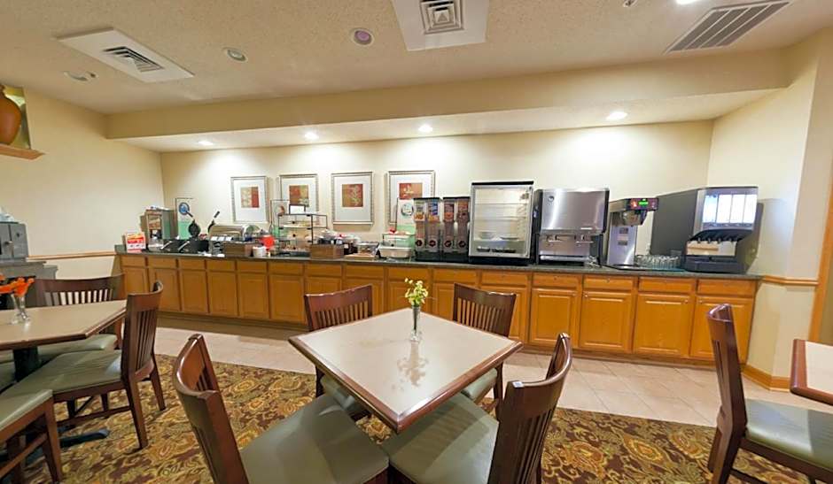 Country Inn & Suites by Radisson, Rock Falls, IL