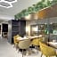 Leo Suites