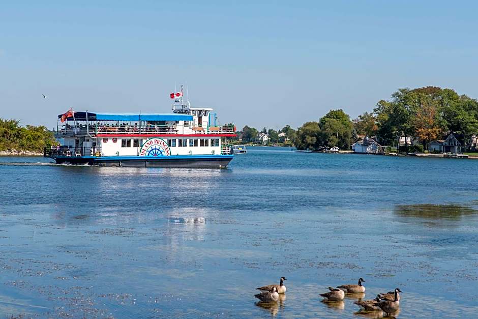 Knights Inn - Orillia ON
