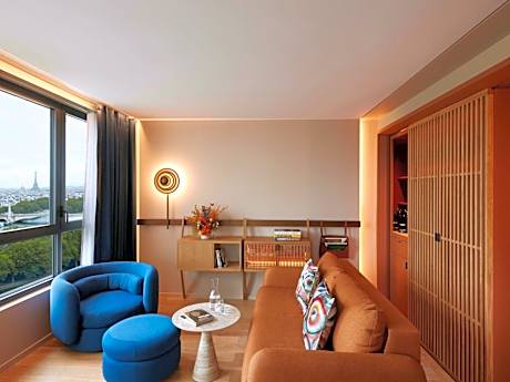 L'Atelier Seine Corner Suite -  River Seine and Eiffel Tower view