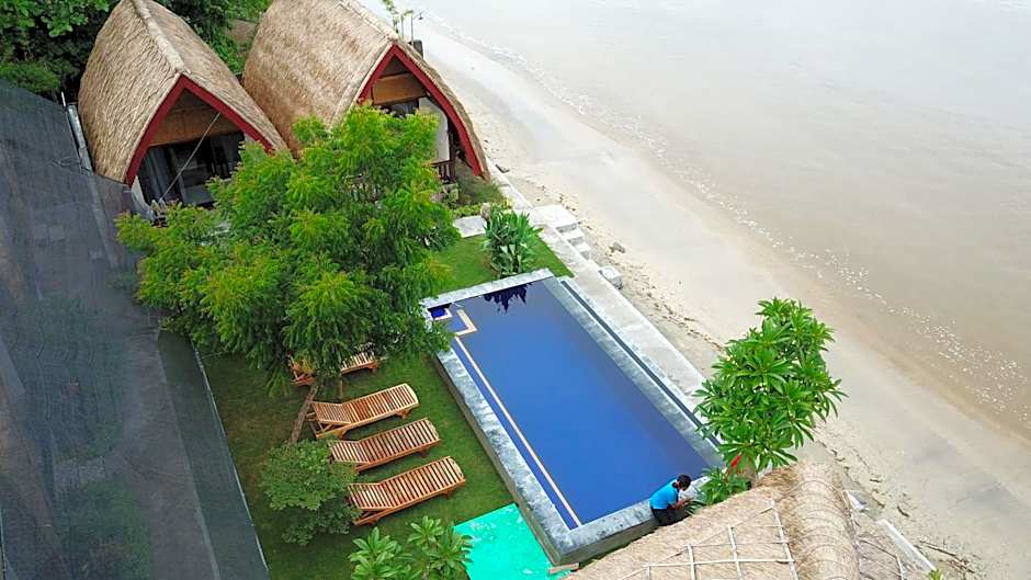 Krisna Bungalows and Restaurant