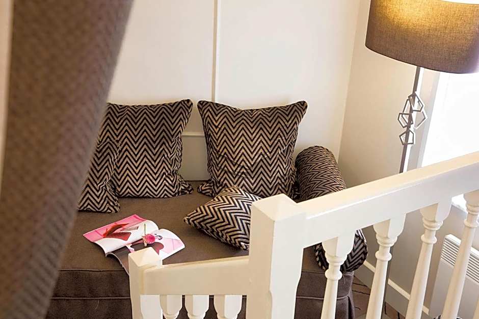 Hotel Galileo Champs Elysees