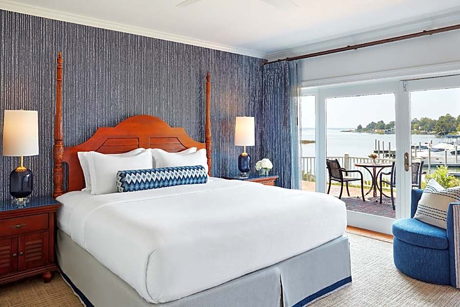 The Tides Inn